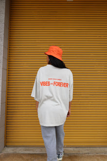  VIBES ARE FOREVER - Heavy weight tee