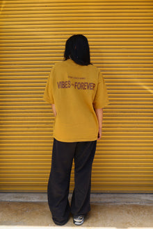 * NEW - Vibes are forever - Heavyweight tee